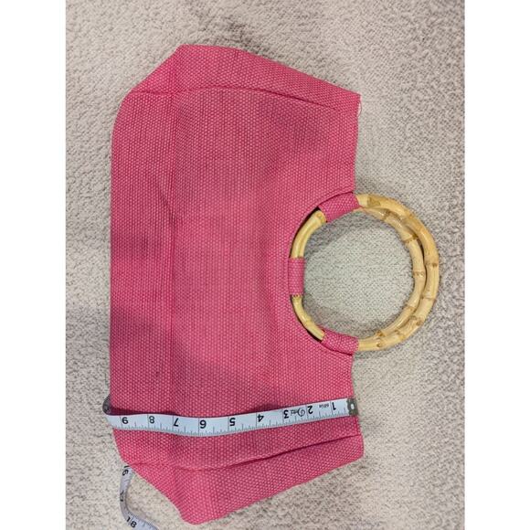 Pretty pink bucket style rattan handbag/tote w/front flower detail Neiman Marcus - Picture 4 of 5